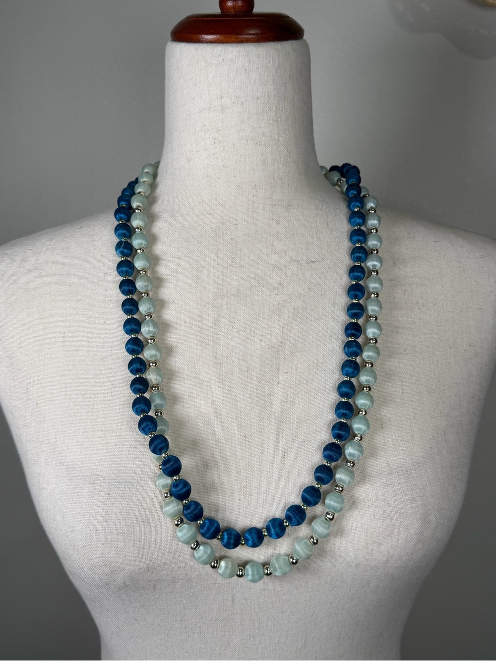 Vintage Silk Thread Wrap Beads Beaded
Necklace Set Blue Silver Pale Mint